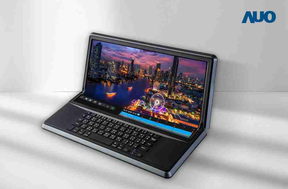 MG电玩14.6吋Micro LED折迭显示屏幕，，，搭配半径4mm的弯折绞炼，，以及高画素、、、高亮度、、、、高对比度的显示技术特点，，即便在大视角下仍保有绝佳色相与亮度